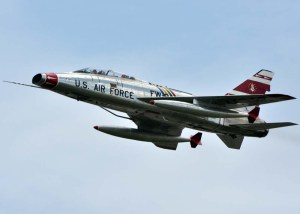 It too, wisely chose to go uncredited.