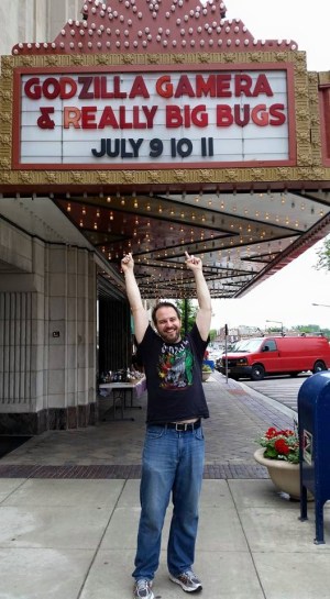 The marquee! And once again, the shambling meat-mech that my brain pilots.