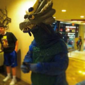 Big ups to chickenman456 for spotting this pic on Instagram and clarifying for me: 