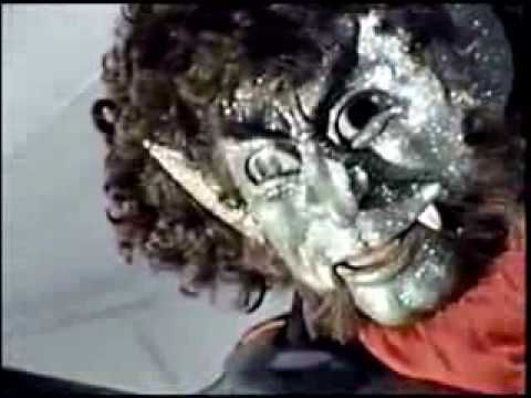 Oh did I mention the villain of the show is a fat sparkly space-Dracula BECAUSE IT IS HOLY SHIT.