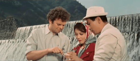 Shown here making some kind of poopy face. Buh.